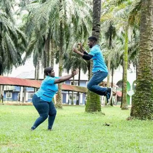 Adorable pre-wedding photos of a plus-size lady trying to catch her man